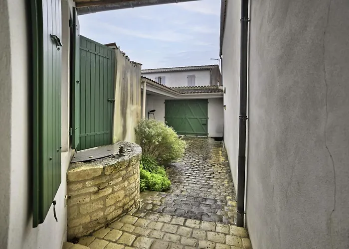 Holiday home La Boirie By Interhome